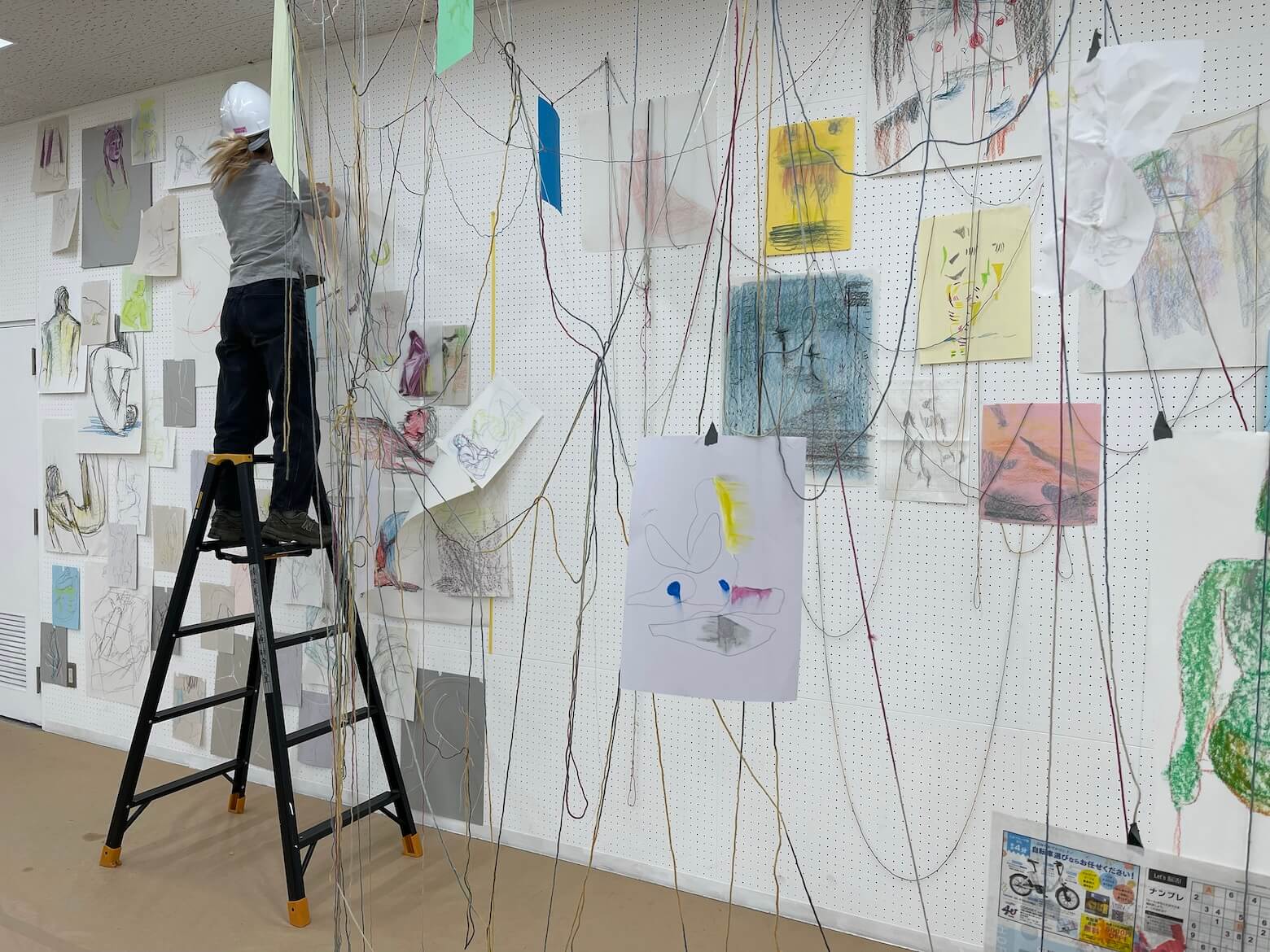 絵画基礎Ⅱ（ドローイング）授業風景2 イメージ